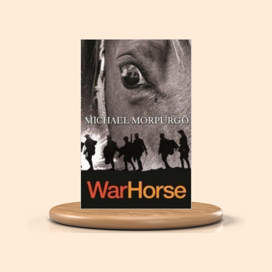 Book cover of 'War Horse' by Michael Morpurgo on a beige background